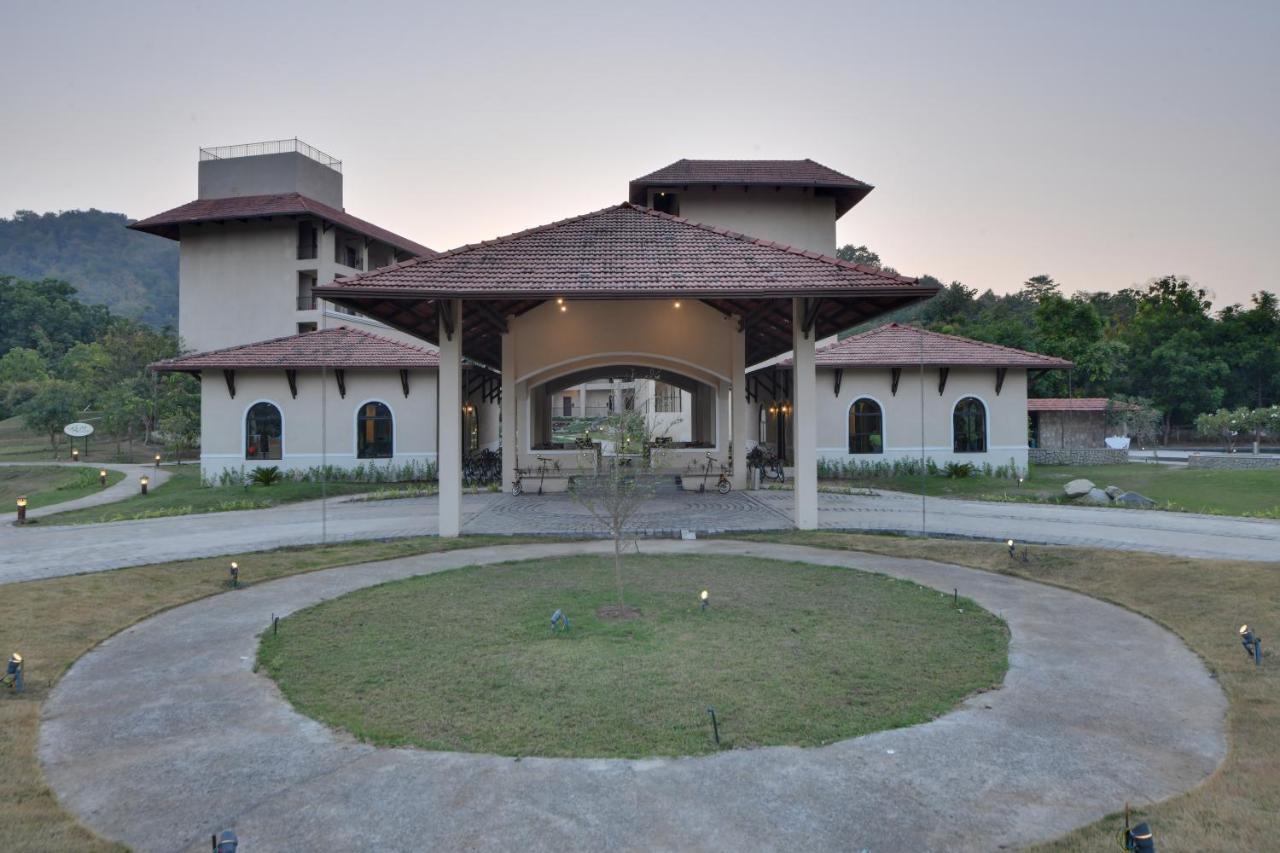 Bhanu The Fern Forest Resort & Spa, Jambughoda Exterior photo