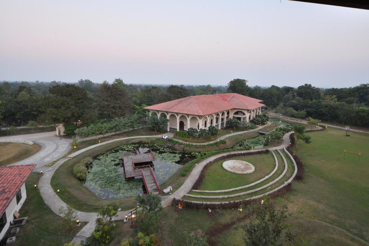 Bhanu The Fern Forest Resort & Spa, Jambughoda Exterior photo